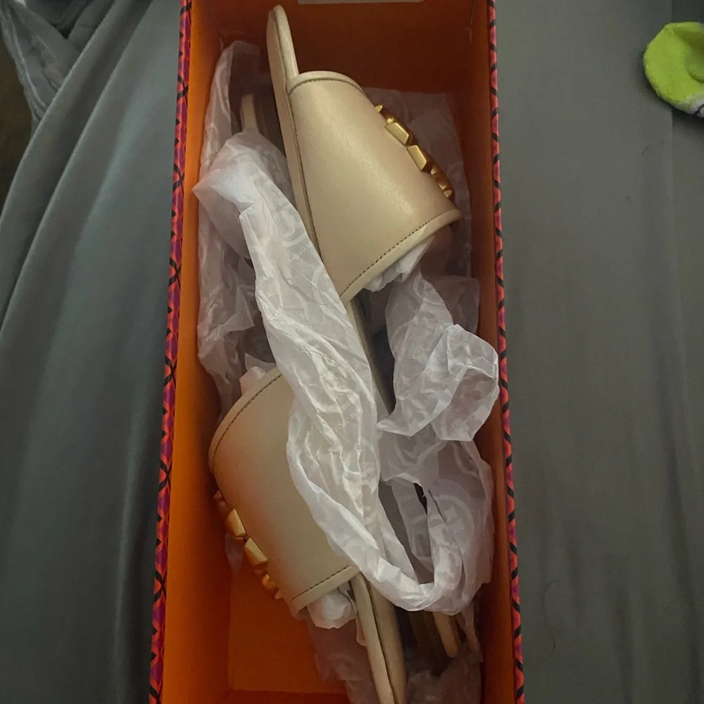 Tory Burch slides size 9.5 brand new - Picture 5 of 6